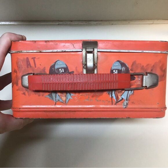 Vintage RARE Original Emergency Lunchbox Thermos 1973 by Universal Television - Picture 9 of 15